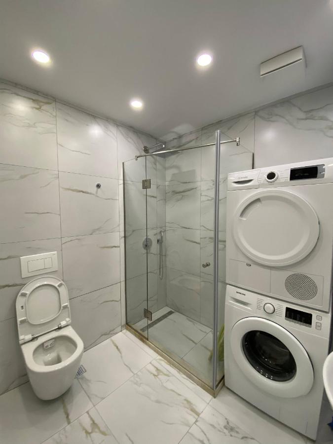Komatas Modern Apartments In Bllok Area Tiran Dış mekan fotoğraf