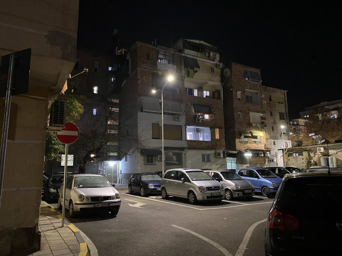 Komatas Modern Apartments In Bllok Area Tiran Dış mekan fotoğraf