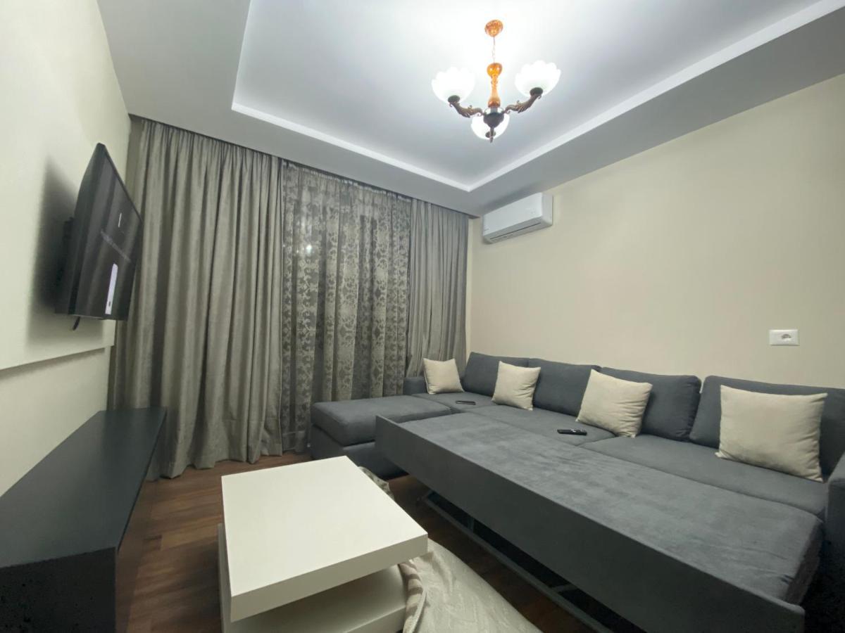Komatas Modern Apartments In Bllok Area Tiran Dış mekan fotoğraf